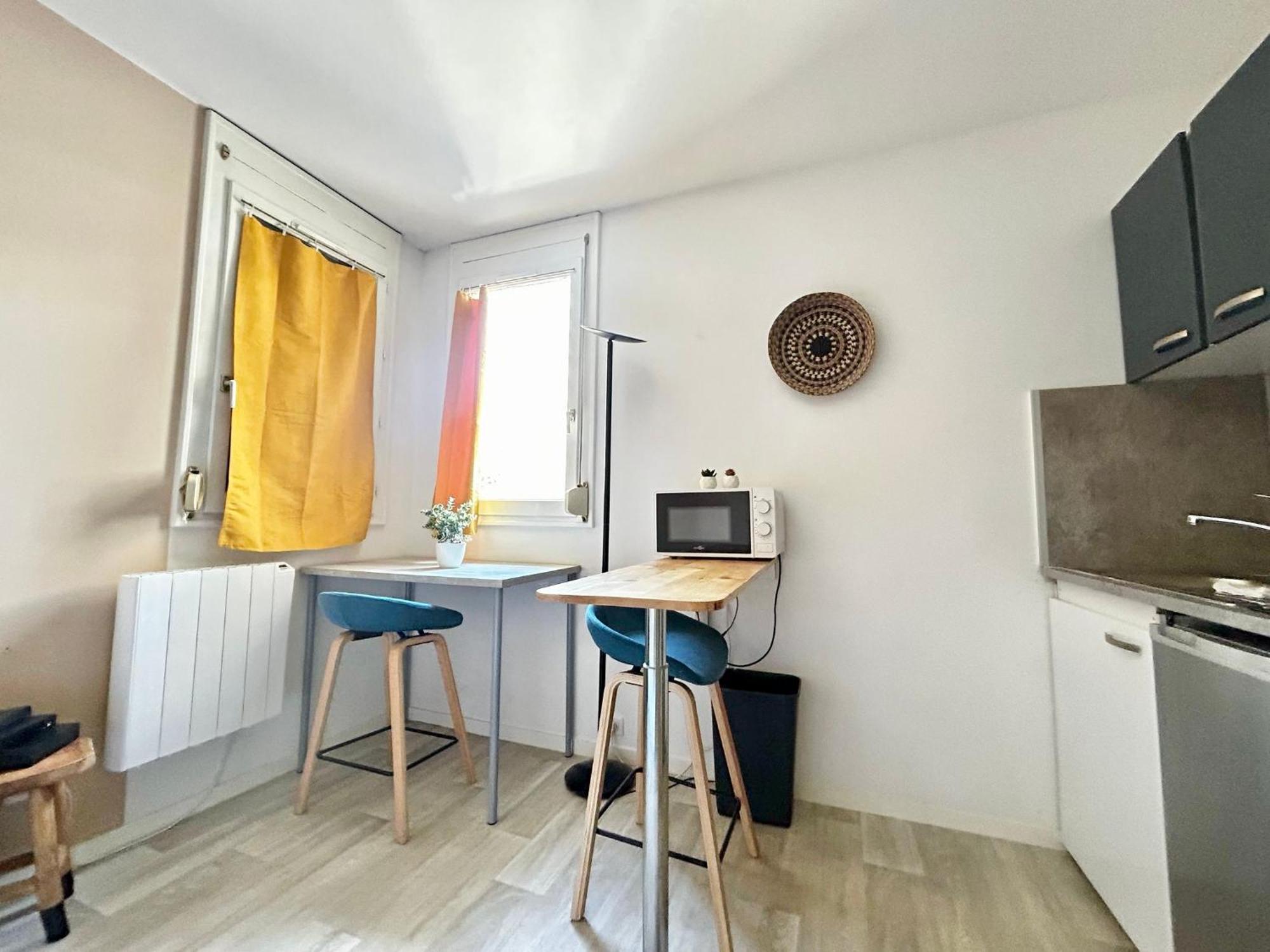 L'Emailleur Studio Cosy Et Tout Equipe リモージュ エクステリア 写真